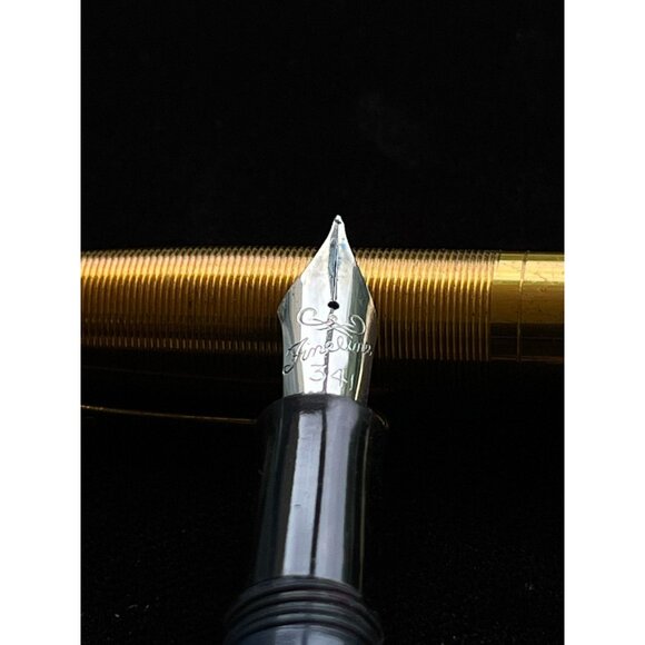 Vintage Sheaffer Fineline Blue eith Gold Cap Fountain Pen with Fineline 341 Nib - Picture 3 of 6